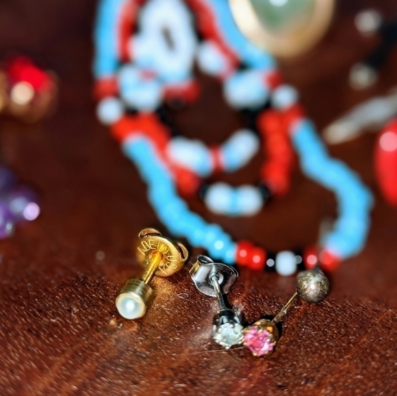 Lot of Single Earrings of All Kinds - Picture 3 of 6